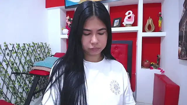 Letty Plugxo online show from January 12, 2026, 2:13 pm