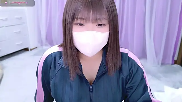 Snapshot of _mirai0917 chatting on December 17, 2024, 11:05 pm mirai0917 online show from December 17, 2024, 11:05 pm