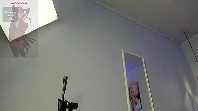 ScarletGV online show from March 28, 2026, 5:41 am