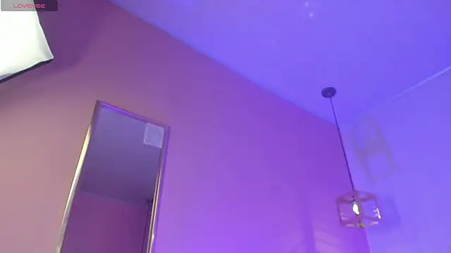 ScarletGV online show from February 26, 2026, 4:01 am