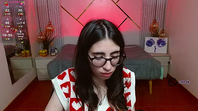 LenaRoses online show from July 3, 2026, 8:15 pm
