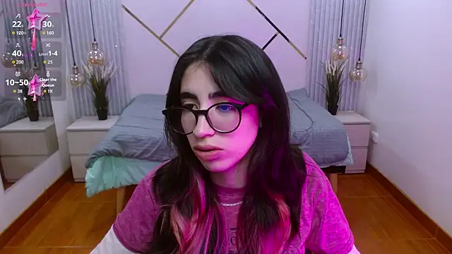 LenaRoses online show from December 5, 2025, 6:06 pm