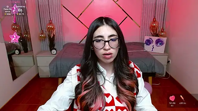 LenaRoses online show from June 3, 2026, 8:24 pm