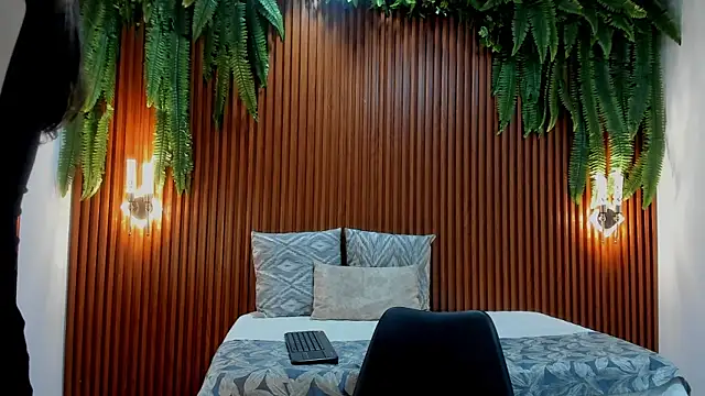 Snapshot of alice_greco chatting on June 25, 2026, 1:16 pm alice greco online show from June 25, 2026, 1:16 pm