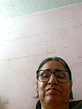  candi online show from March 5, 2025, 7:06 pm