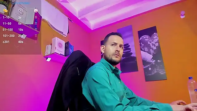 Snapshot of Jerry_hot1 chatting on October 16, 2025, 12:02 pm Jerry hot1 online show from October 16, 2025, 12:02 pm