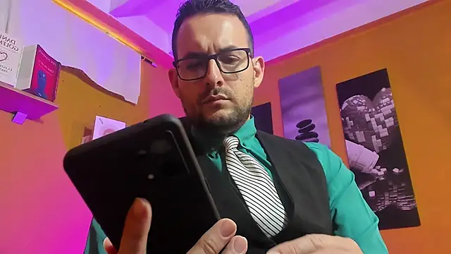 Snapshot of Jerry_hot1 chatting on November 18, 2025, 12:30 pm Jerry hot1 online show from November 18, 2025, 12:30 pm