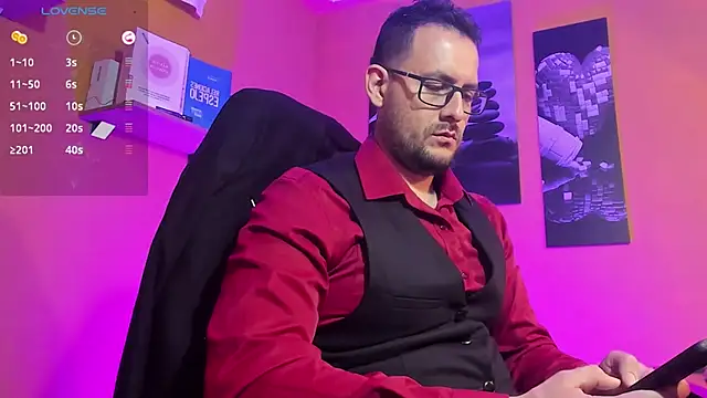 Snapshot of Jerry_hot1 chatting on October 10, 2025, 12:28 pm Jerry hot1 online show from October 10, 2025, 12:28 pm