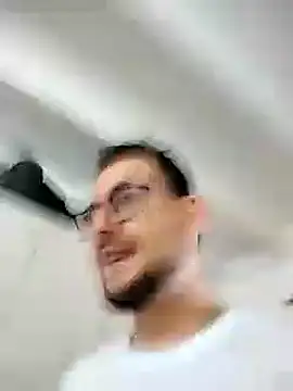 Snapshot of Jerry_hot1 chatting on November 3, 2025, 6:00 pm Jerry hot1 online show from November 3, 2025, 6:00 pm