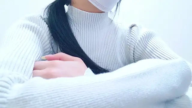 Mana chan online show from January 2, 2025, 9:00 am