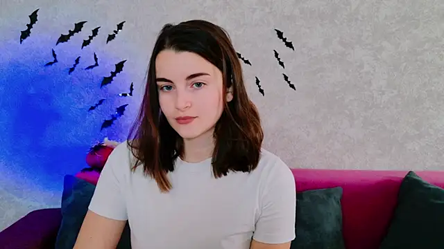 Miss Arwen online show from October 23, 2025, 4:22 am