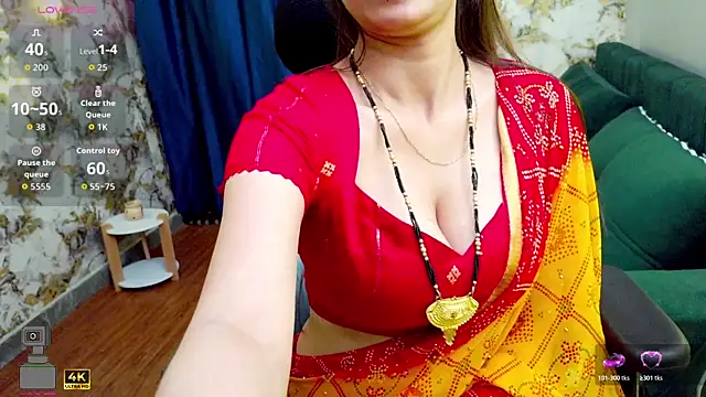 sassysonia online show from July 12, 2026, 12:06 pm
