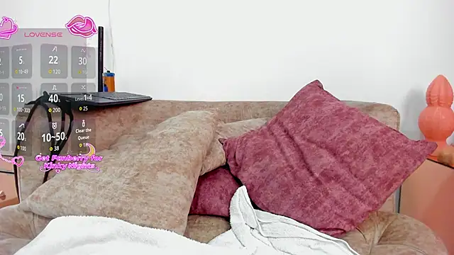 quimeralady online show from November 25, 2025, 9:26 pm