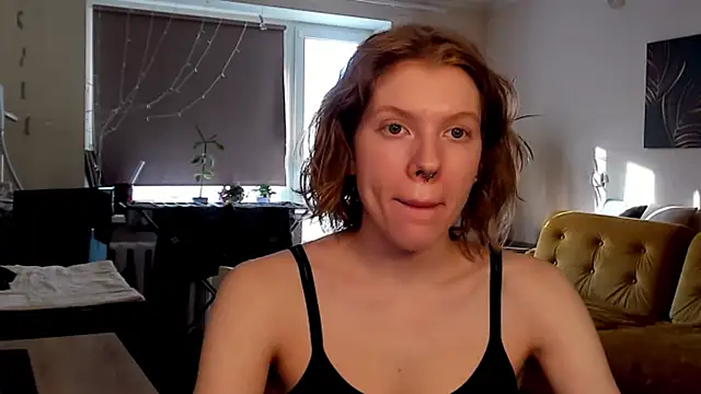 Snapshot of StellaDavis chatting on February 20, 2025, 12:15 pm StellaDavis online show from February 20, 2025, 12:15 pm