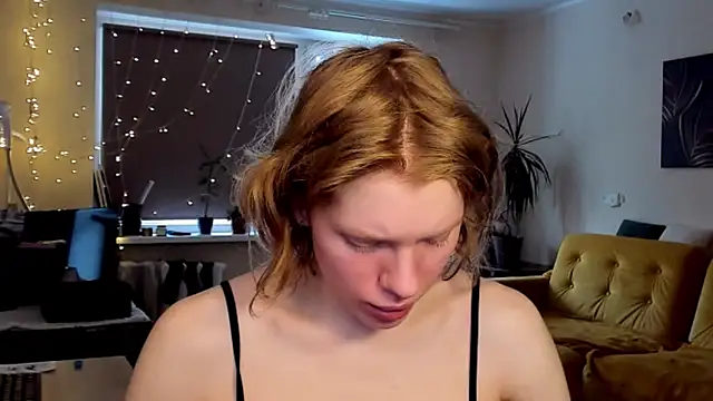 Snapshot of StellaDavis chatting on February 27, 2025, 12:23 pm StellaDavis online show from February 27, 2025, 12:23 pm