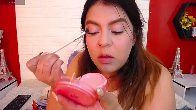  poison sweet online show from November 6, 2025, 6:12 pm