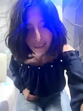 Snapshot of Anahi_cake chatting on December 15, 2025, 7:52 pm Anahi cake online show from December 15, 2025, 7:52 pm