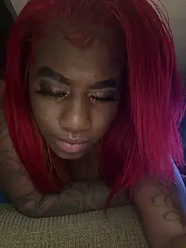 xDestineeXX online show from April 19, 2026, 6:25 am