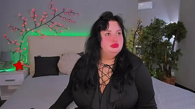 MonaSteele online show from February 25, 2026, 1:11 pm