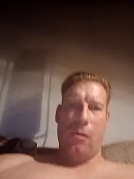 Snapshot of MArciQuarky chatting on November 7, 2025, 6:07 am MArciQuarky online show from November 7, 2025, 6:07 am