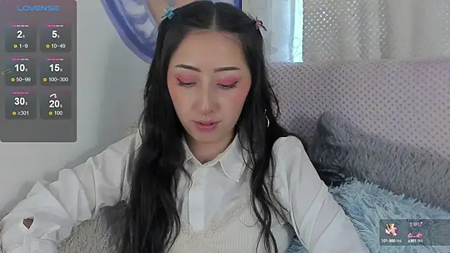 v1cky  online show from December 18, 2024, 9:51 pm