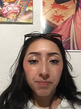 v1cky  online show from December 12, 2024, 3:54 am