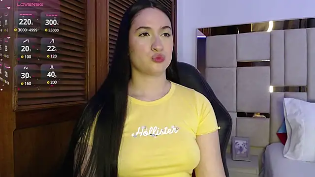 Snapshot of sofiaduque_26 chatting on February 21, 2025, 8:49 pm sofiaduque 26 online show from February 21, 2025, 8:49 pm