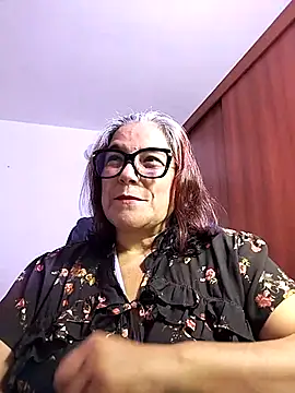 MARIANMILLS   online show from December 20, 2025, 1:08 am