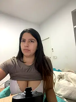 Snapshot of Contantin_helena chatting on December 3, 2025, 8:14 am Contantin helena online show from December 3, 2025, 8:14 am