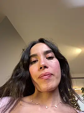 Snapshot of Irish_Collins chatting on December 20, 2025, 9:50 pm Irish Collins online show from December 20, 2025, 9:50 pm