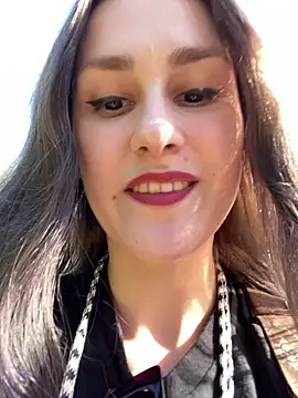 Erotic Synth Goddess online show from May 4, 2026, 1:58 pm