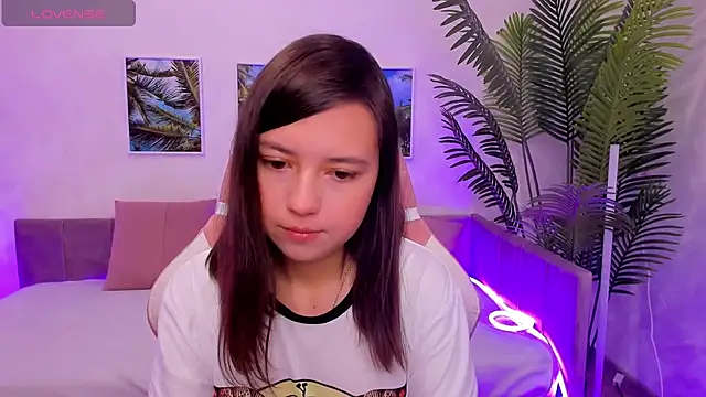 Lina Brownie online show from October 9, 2025, 3:07 am