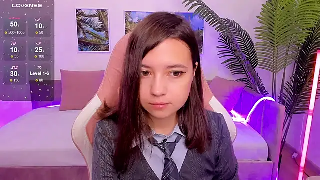 Lina Brownie online show from September 26, 2025, 2:29 am
