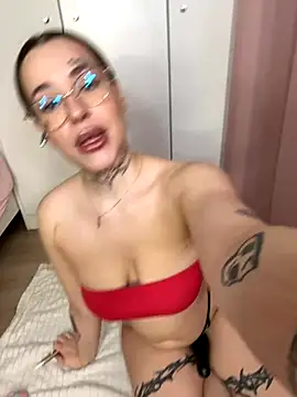 Snapshot of fuckdoll_18 chatting on October 4, 2025, 8:16 am fuckdoll 18 online show from October 4, 2025, 8:16 am