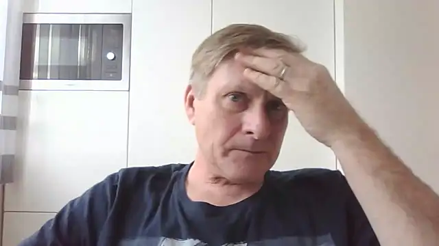 Snapshot of johnnym1 chatting on February 10, 2026, 12:59 pm johnnym1 online show from February 10, 2026, 12:59 pm