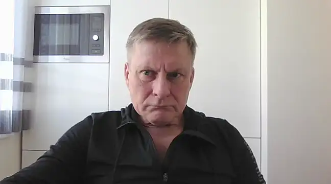 johnnym1 online show from March 7, 2025, 10:02 am