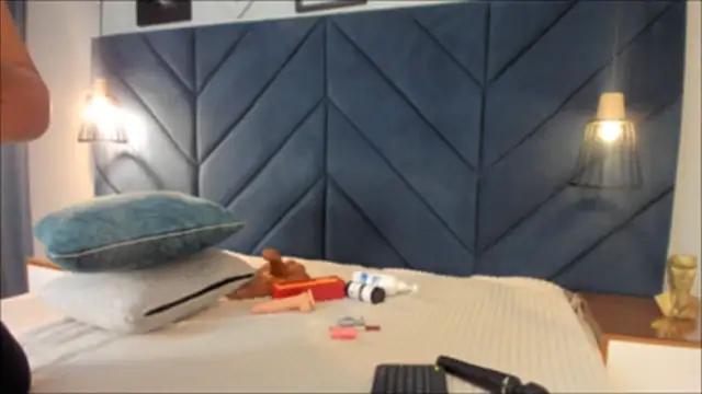 Snapshot of sarita_hills chatting on November 5, 2025, 4:15 am sarita hills online show from November 5, 2025, 4:15 am