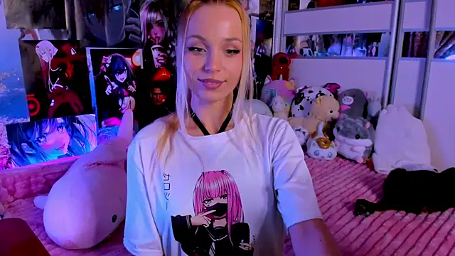 Snapshot of Cute__Pony chatting on February 16, 2025, 12:30 am Cute  Pony online show from February 16, 2025, 12:30 am