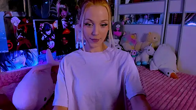 Snapshot of Cute__Pony chatting on February 27, 2025, 9:25 pm Cute  Pony online show from February 27, 2025, 9:25 pm