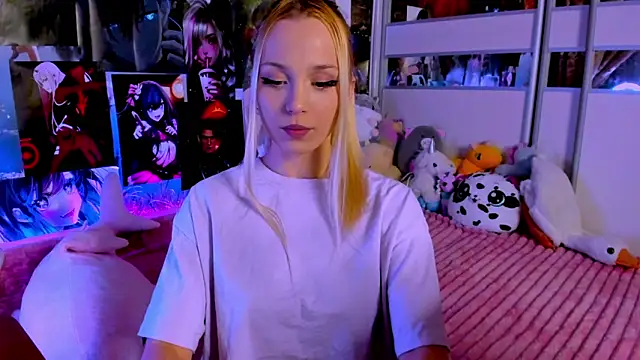 Snapshot of Cute__Pony chatting on December 2, 2024, 9:23 pm Cute  Pony online show from December 2, 2024, 9:23 pm