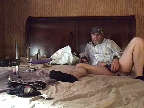 Cummerforyouu2 online show from February 1, 2025, 8:05 pm