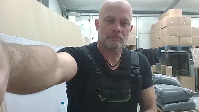 Snapshot of Boomerhun chatting on January 18, 2026, 5:11 am Boomerhun online show from January 18, 2026, 5:11 am