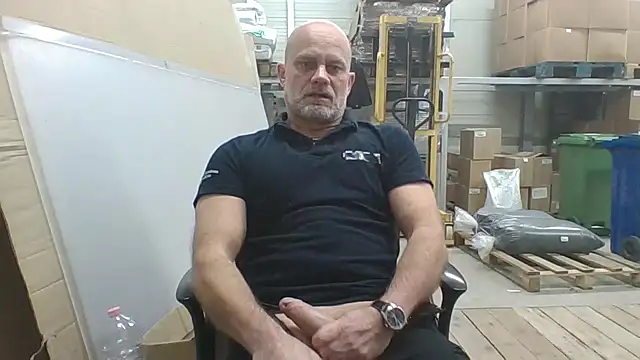 Snapshot of Boomerhun chatting on February 2, 2026, 5:06 am Boomerhun online show from February 2, 2026, 5:06 am