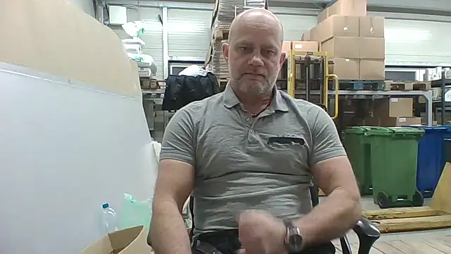 Snapshot of Boomerhun chatting on February 10, 2026, 4:44 am Boomerhun online show from February 10, 2026, 4:44 am