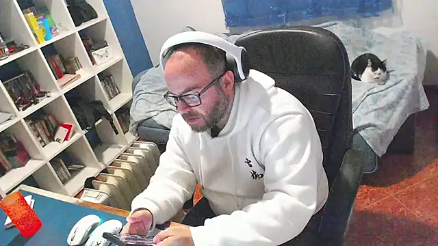 ravingr4d4 online show from January 15, 2026, 9:51 pm