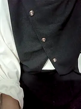 Snapshot of SweetGirl2k2 chatting on November 14, 2025, 10:57 pm SweetGirl2k2 online show from November 14, 2025, 10:57 pm