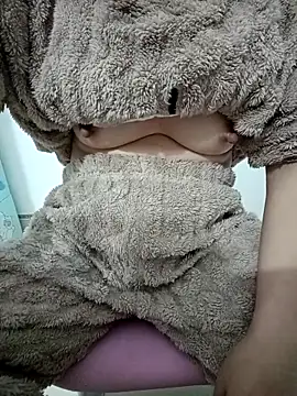 Snapshot of SweetGirl2k2 chatting on November 3, 2025, 1:55 am SweetGirl2k2 online show from November 3, 2025, 1:55 am