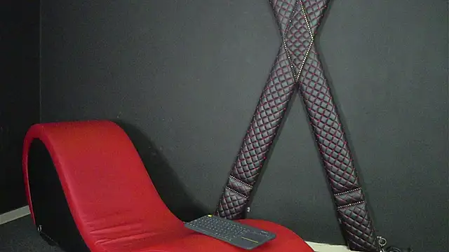 CelineConner online show from January 12, 2026, 5:14 am