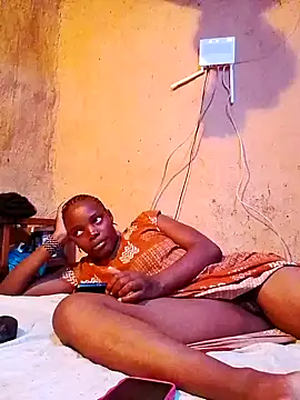 cute naimah online show from November 30, 2025, 6:41 pm