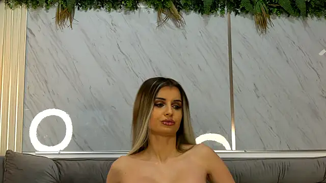 MiaCharm online show from February 24, 2026, 11:49 pm